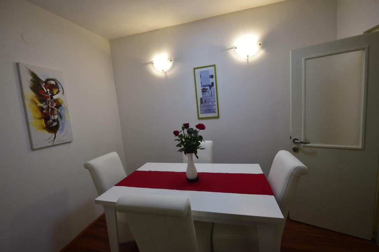 Beograd - Apartman "Gardos" ภายนอก รูปภาพ